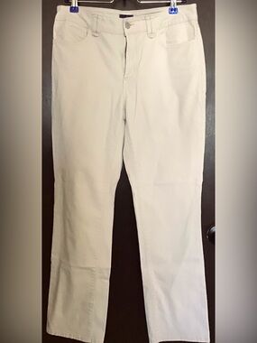 NYDJ Straight Leg Pants in Light Beige